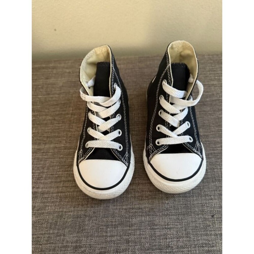 Toddler Kids Converse Chuck Taylor All Star High Top Sneakers Black/White Size 8